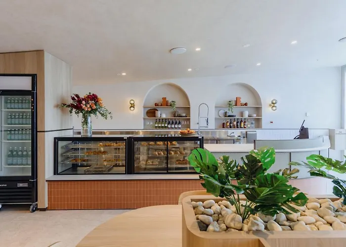 Aerotel Sydney - Inside International Terminal AirportAirport Hotel